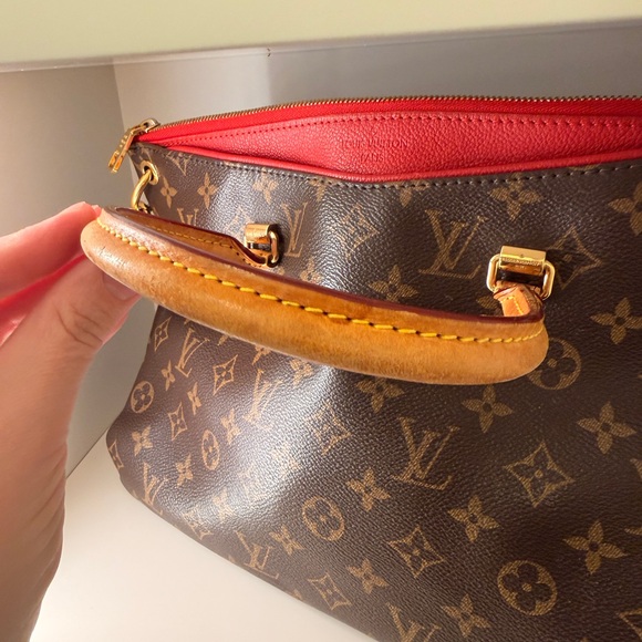 Louis Vuitton Monogram Canvas Satchel with Red Trim - Picture 3 of 11